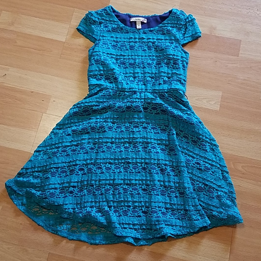Girls dress